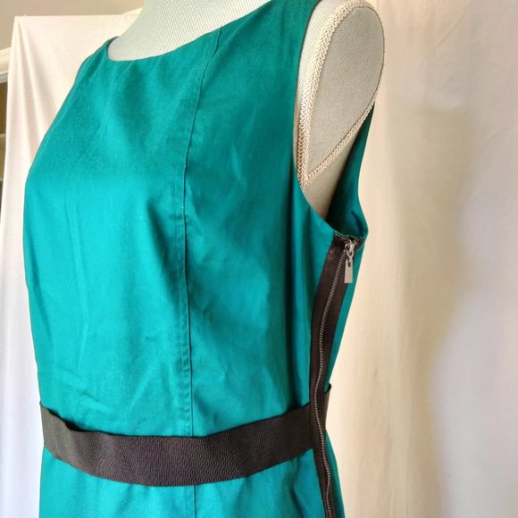 NWT Ann Taylor emerald green cotton sheath dress with built in belt, size 12 - Picture 3 of 6